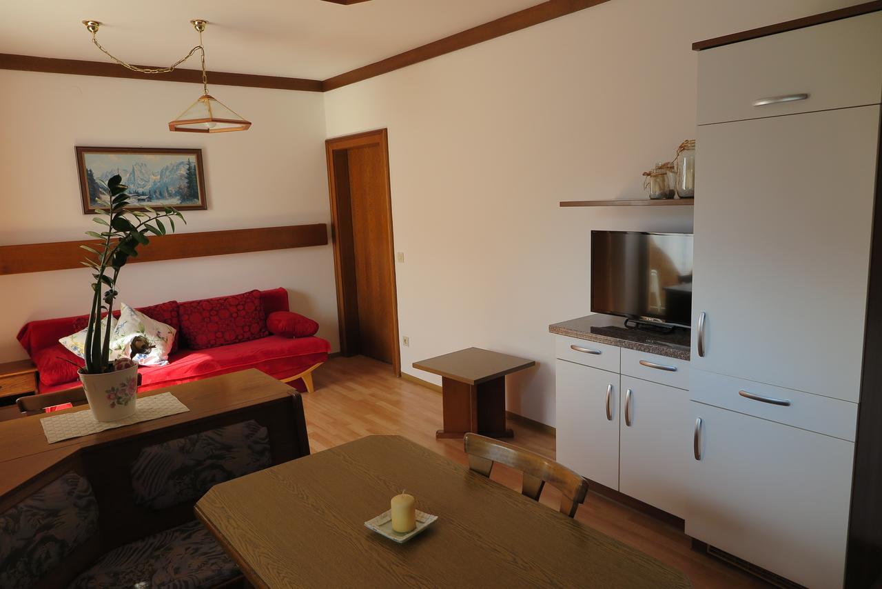 Haus Enzian Appartement Sankt Johann im Pongau Buitenkant foto